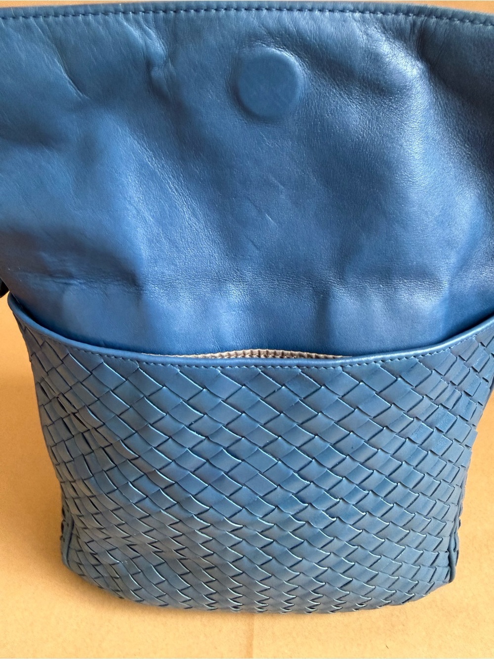 Bottega Veneta Blue Woven Leather Messenger Bag - Picture 5 of 12